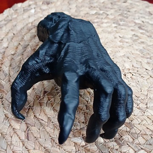 Halloween Gothic Witch Hand Statue – Creative Resin Wall Art Sculpture & Decorative Hanger for Home & Party Décor
